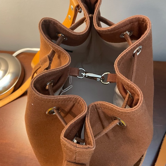 Canvas Bucket Bag with Leather Straps - Picture 4 of 7